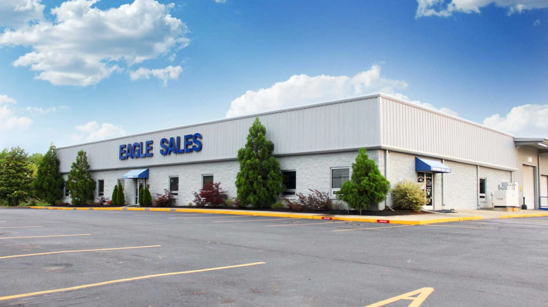 Eagle Sales Memphis, TN location warehouse and store.