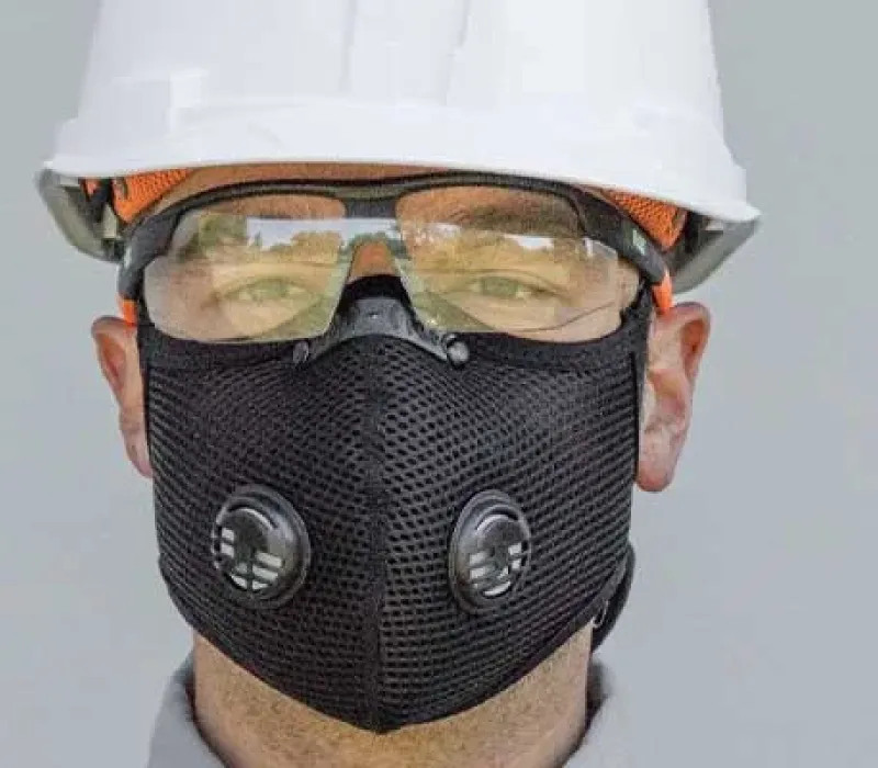Face masks and respirators products.